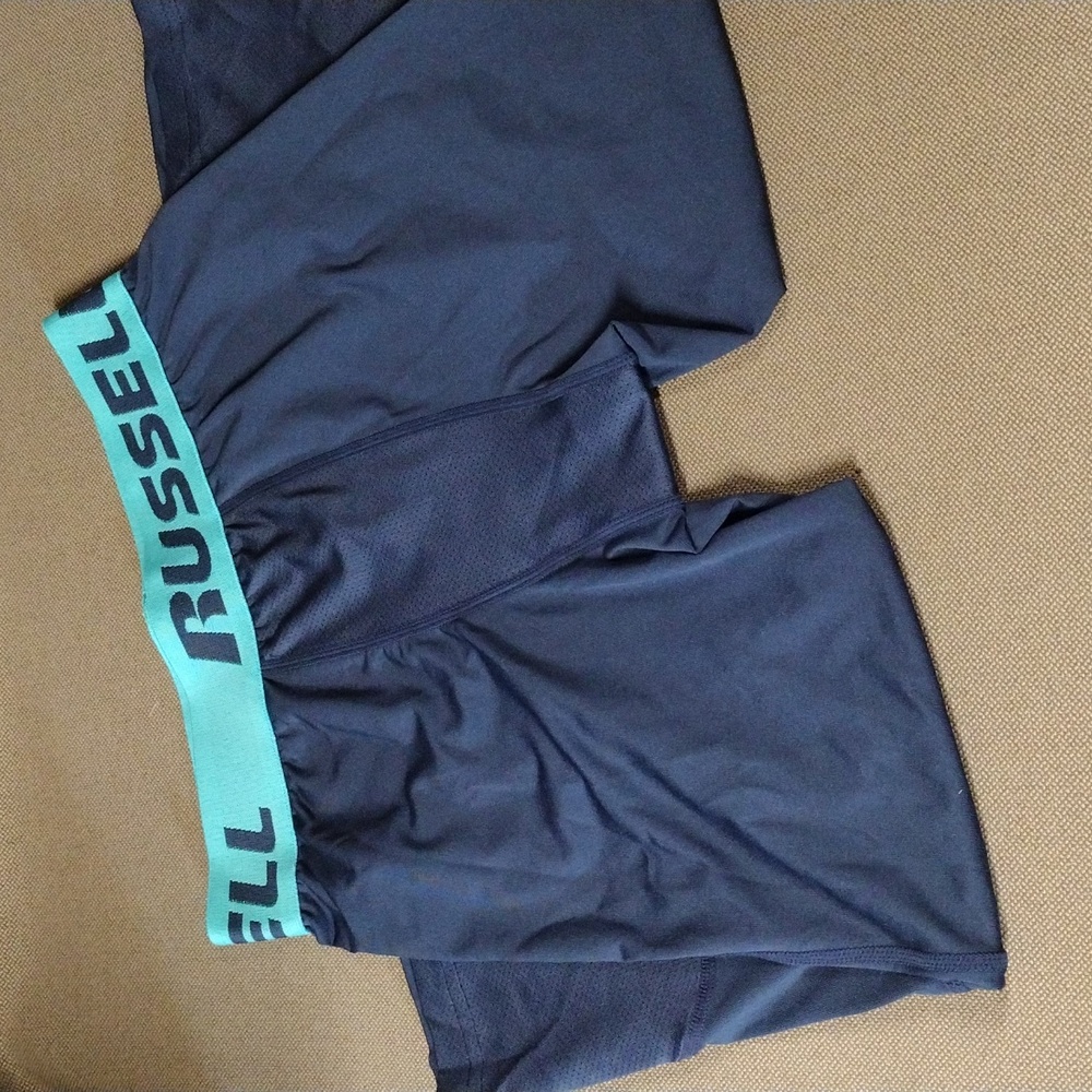 RUSSELL dri-power 360 compression shorts L (10/12)
